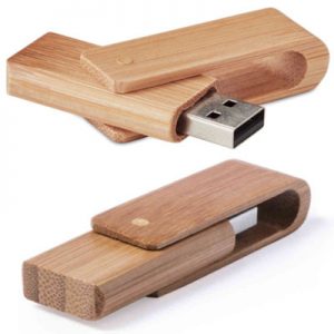 Memoria USB de bambú natural.